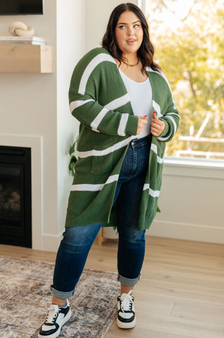 Classic Knit Versatility: Women's Knit Sweater Cardigan. This versatile knitted cardigan adds a touch of timeless style and warmth to any outfit. 