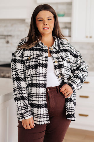 imeless Plaid: Women's jacket for effortless chic. Dress up or down. 